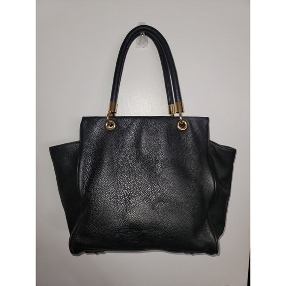 Marc Jacobs "Too Hot To Handle" Bentley Tote - Picture 2 of 6